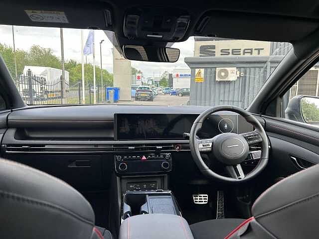 Hyundai TUCSON PLUG-IN HYBRID 1.6 T-GDi 13.8kWh N Line S Auto Euro 6 (s/s) 5dr Silver