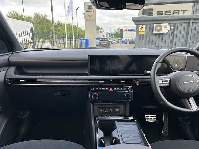 Hyundai TUCSON PLUG-IN HYBRID 1.6 T-GDi 13.8kWh N Line S Auto Euro 6 (s/s) 5dr Silver