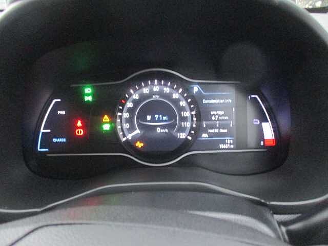 Hyundai KONA 39kWh SE Auto 5dr (10.5kW Charger)
