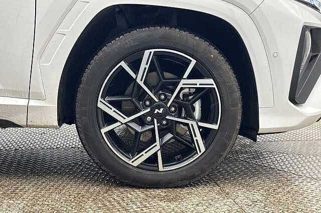 Hyundai TUCSON PLUG-IN HYBRID 1.6 T-GDi 13.8kWh N Line S Auto Euro 6 (s/s) 5dr White