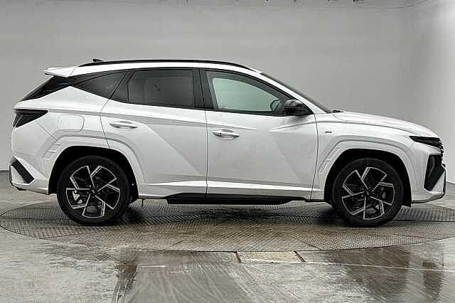 Hyundai TUCSON PLUG-IN HYBRID 1.6 T-GDi 13.8kWh N Line Auto Euro 6 (s/s) 5dr White